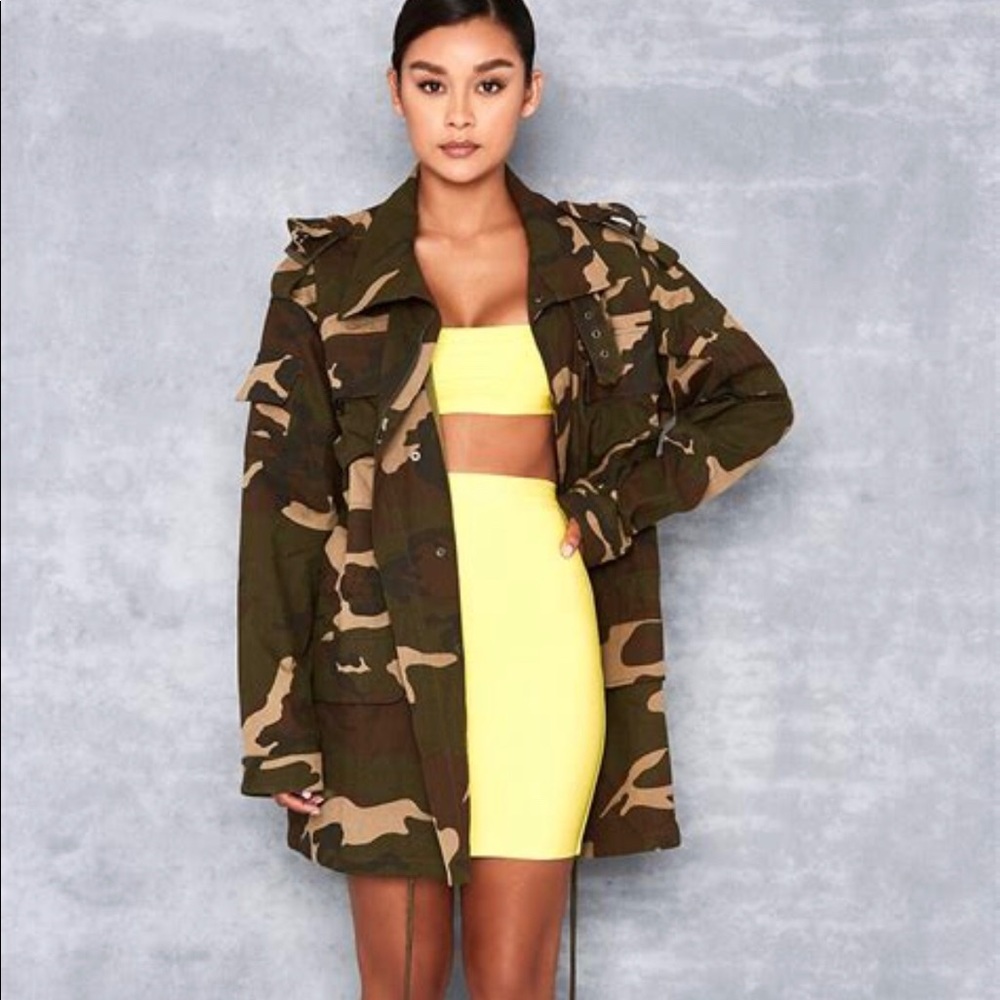Mistress rocks oversized camo coat